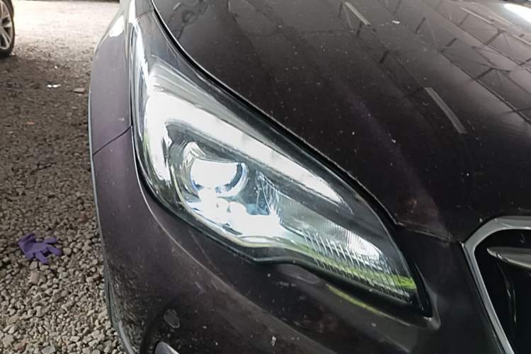 Used Buick Envision 2018 20T Two-Wheel Drive Luxury Model Right Front Headlight
