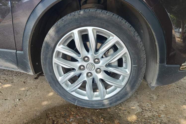Used Buick Envision 2018 28T Four-Wheel Drive Elite Version Right Front Wheel Hub
