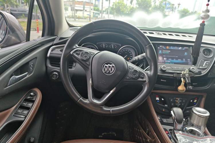 Used Buick Envision 2018 20T Two-Wheel Drive Luxury Model Steering Wheel