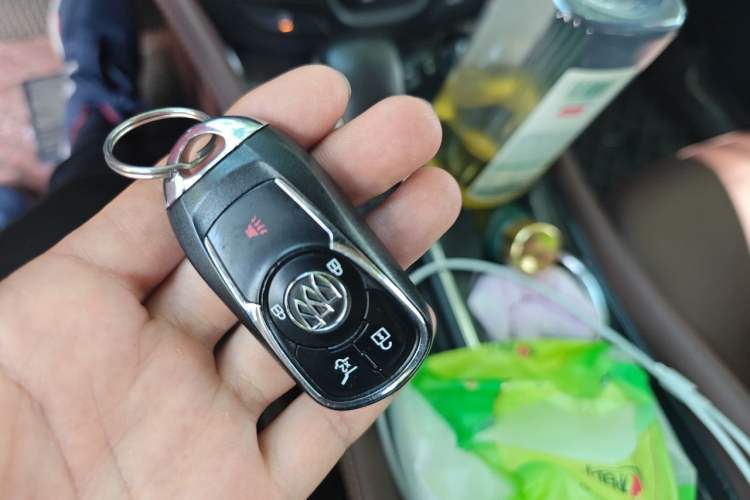 Used Buick Envision 2018 28T Four-Wheel Drive Elite Version Vehicle Key