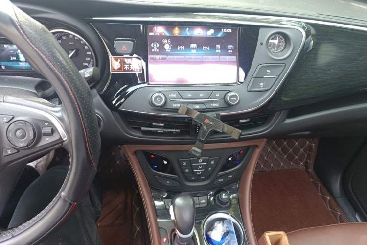 Used Buick Envision 2018 28T Four-Wheel Drive Elite Version Audio And AC Panel