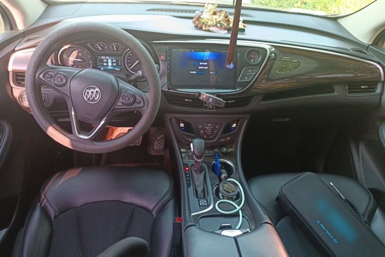 Used Buick Envision 2018 20T Two-Wheel-Drive Leading Model Center Console