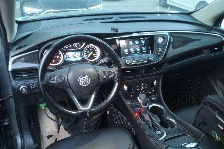 Used Buick Envision 2018 20T Two-Wheel-Drive Leading Model Center Console