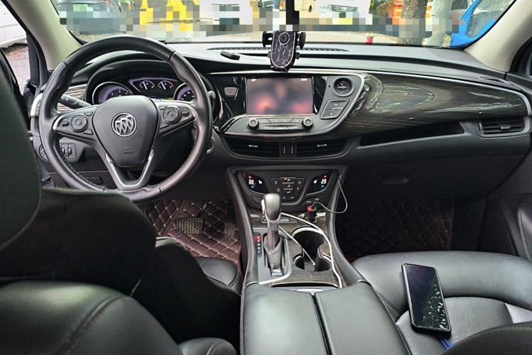 Used Buick Envision 2018 20T Two-Wheel-Drive Elite Model Center Console