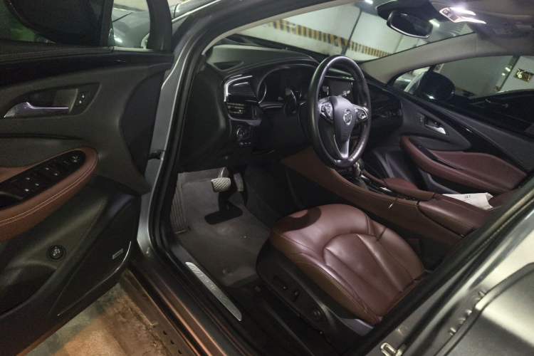 Used Buick Envision 2018 28T All-Wheel-Drive Versatile Sports Flagship Model Driver Seat