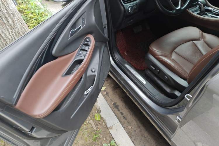 Used Buick Envision 2018 28T Four-Wheel Drive Elite Version Driver Seat