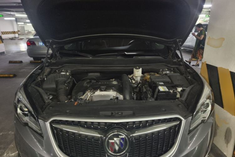 Used Buick Envision 2018 28T All-Wheel-Drive Versatile Sports Flagship Model Engine Bay