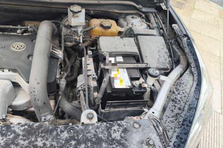 Used Buick Envision 2018 28T Four-Wheel Drive Elite Version Engine Bay Left