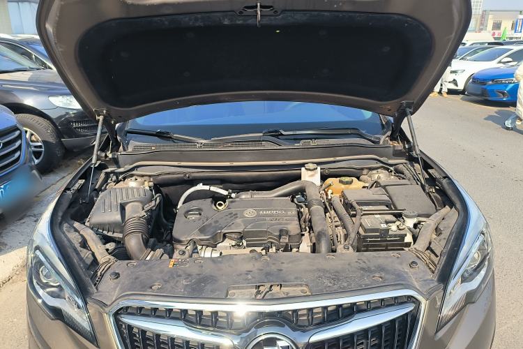 Used Buick Envision 2018 20T Two-Wheel-Drive Leading Model Engine Bay