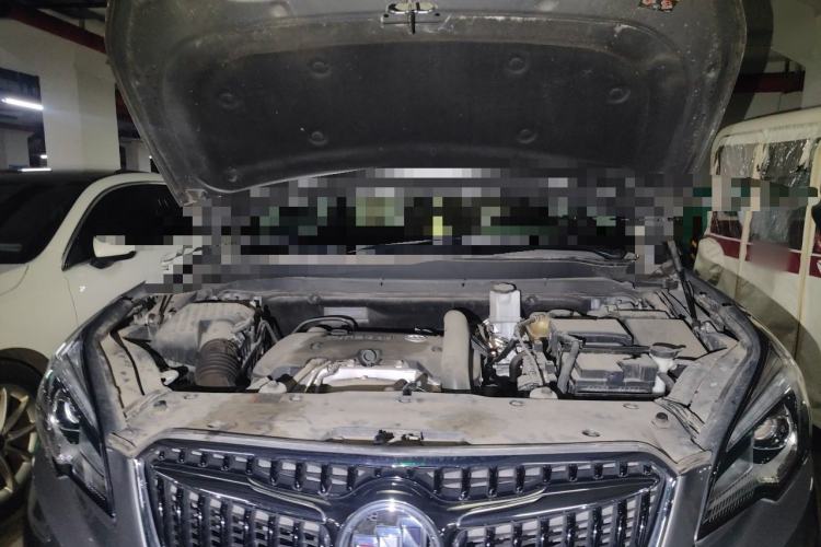 Used Buick Envision 2018 28T Four-Wheel Drive Elite Version Engine Bay