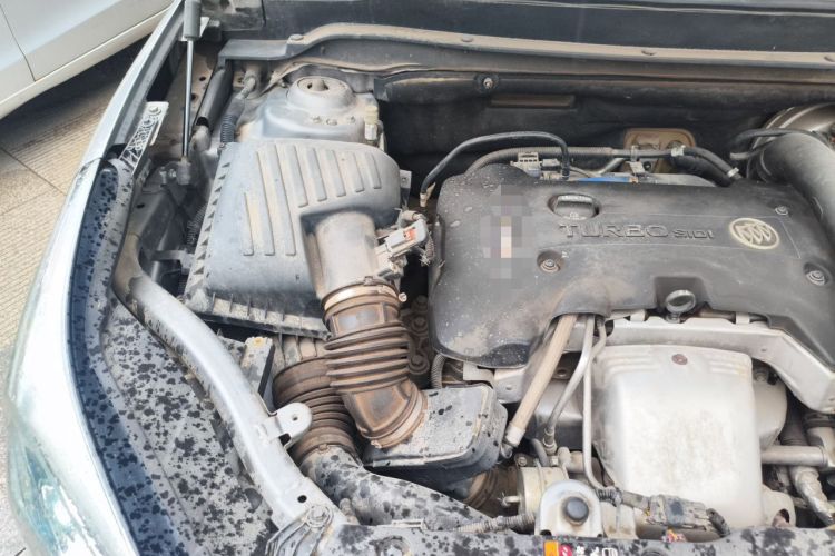 Used Buick Envision 2018 28T Four-Wheel Drive Elite Version Engine Bay Right