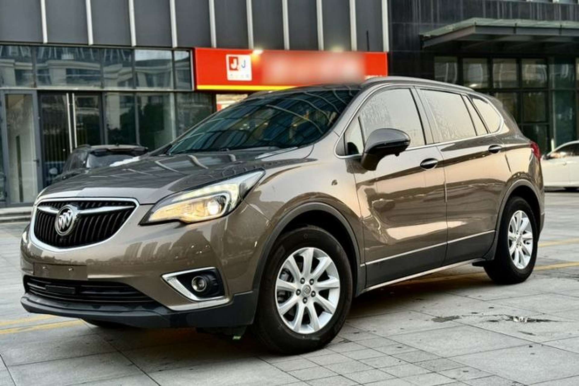 Used Buick Envision 2018 20T Two-Wheel-Drive Leading Model Front Left 45 Deg