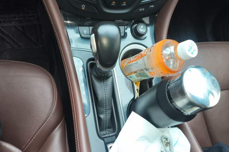 Used Buick Envision 2018 28T Four-Wheel Drive Elite Version Gear Lever