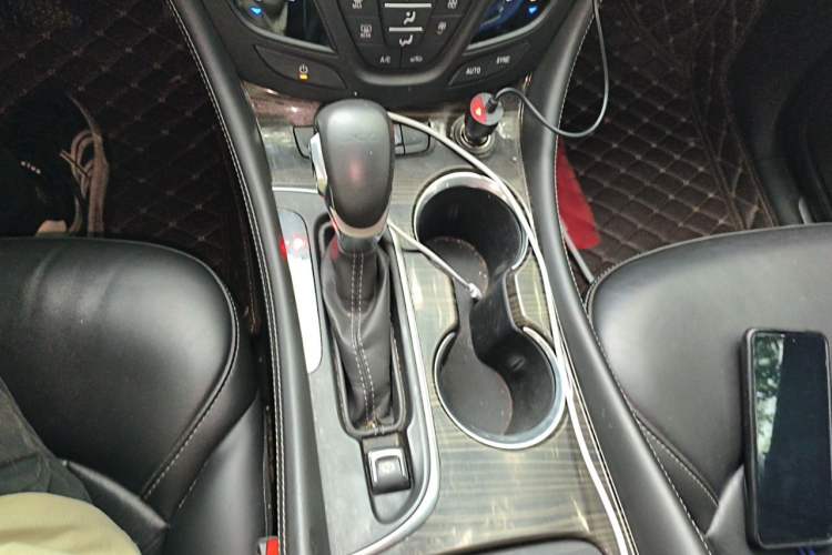 Used Buick Envision 2018 20T Two-Wheel-Drive Elite Model Gear Lever