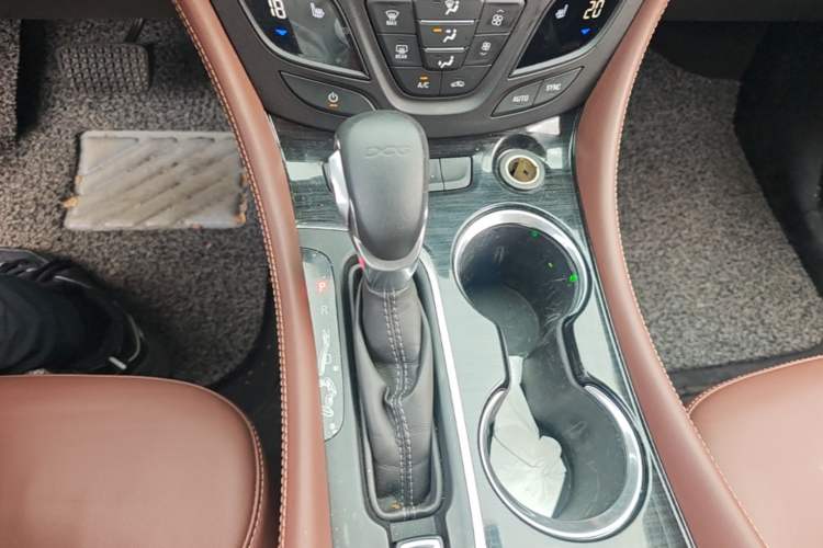 Used Buick Envision 2018 20T Two-Wheel Drive Luxury Model Gear Lever