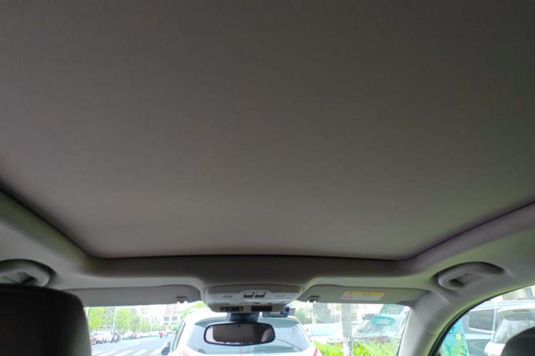 Used Buick Envision 2018 28T All-Wheel-Drive Versatile Sports Flagship Model Headliner