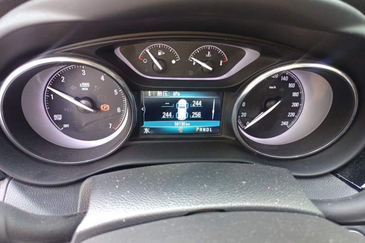 Used Buick Envision 2018 28T Four-Wheel Drive Elite Version Instrument Cluster