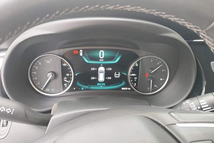 Used Buick Envision 2018 28T Four-Wheel Drive Luxury Model Instrument Cluster