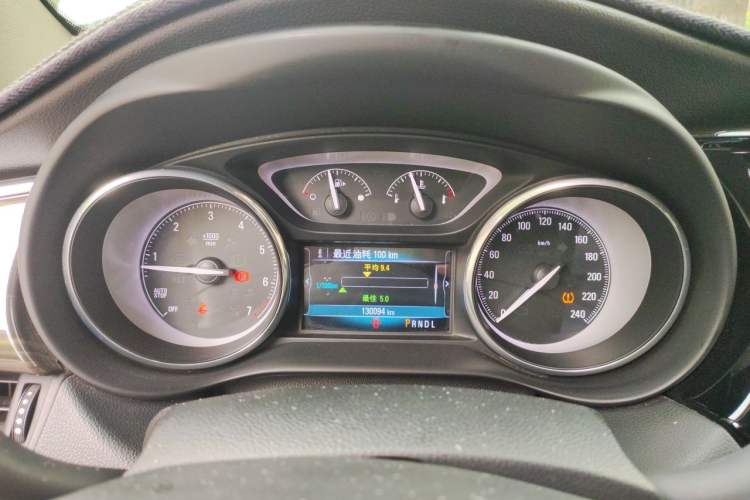 Used Buick Envision 2018 20T Two-Wheel-Drive Elite Model Instrument Cluster