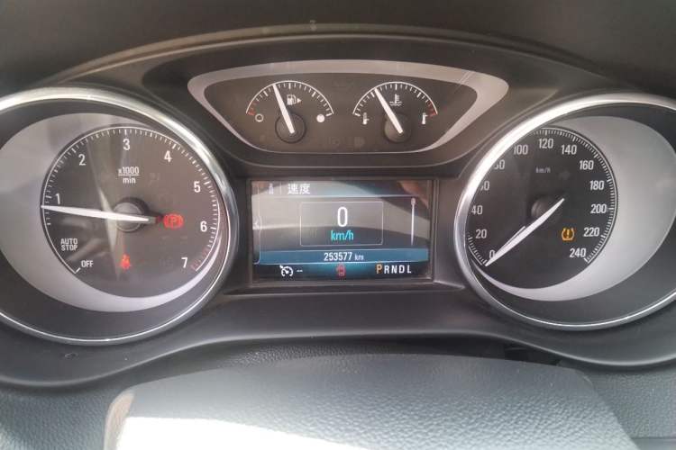 Used Buick Envision 2018 20T Two-Wheel-Drive Leading Model Instrument Cluster