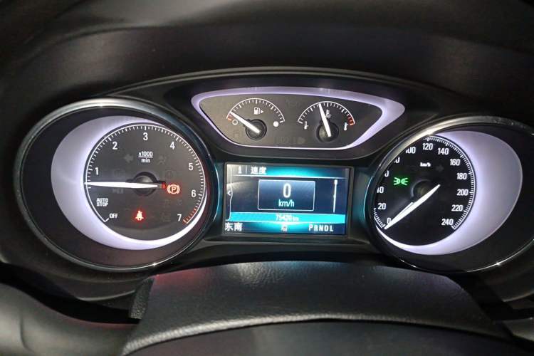 Used Buick Envision 2018 28T Four-Wheel Drive Elite Version Instrument Cluster