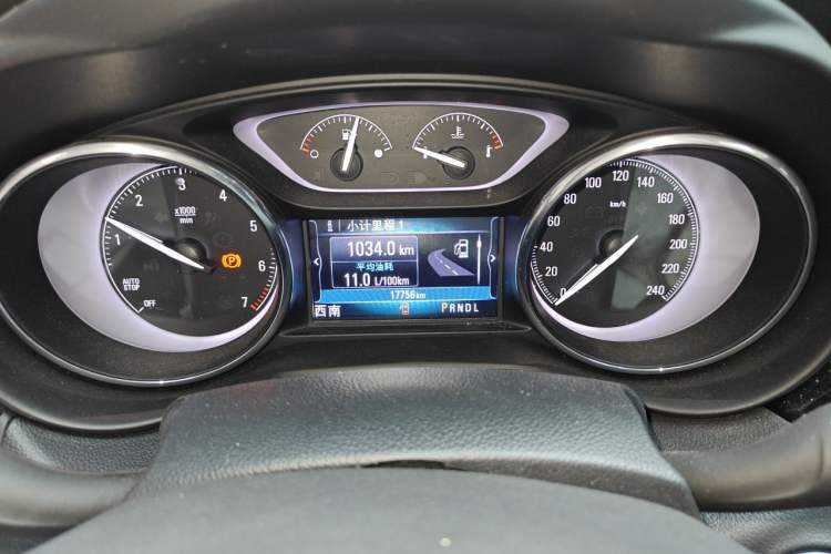Used Buick Envision 2018 28T Four-Wheel Drive Elite Version Instrument Cluster
