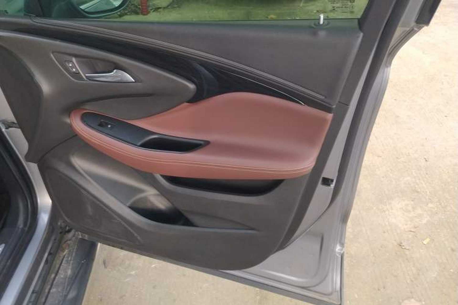 Used Buick Envision 2018 28T Four-Wheel Drive Luxury Model Interior 5
