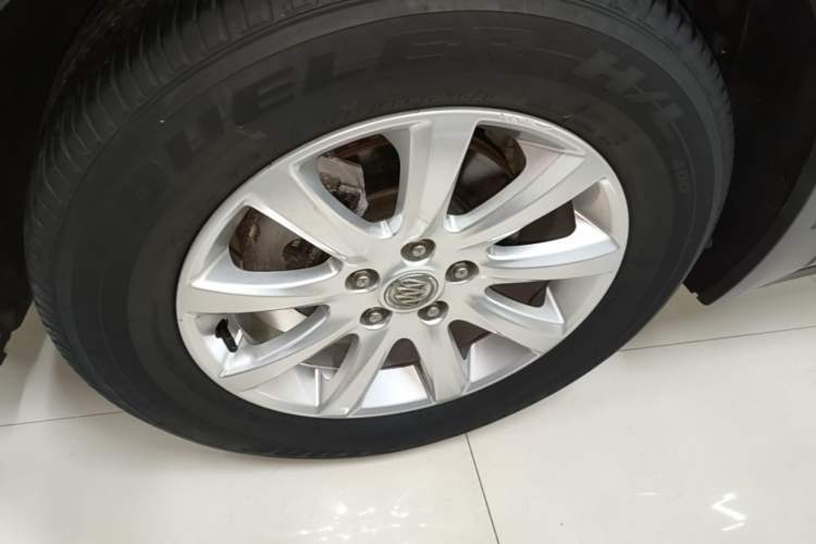 Used Buick Envision 2018 20T Two-Wheel Drive Luxury Model Left Front Wheel Hub