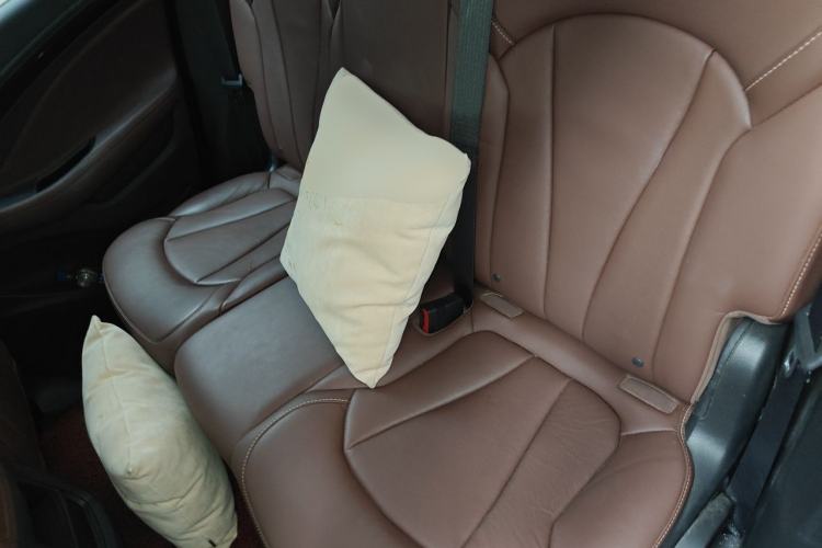 Used Buick Envision 2018 28T Four-Wheel Drive Elite Version Left Rear Seat