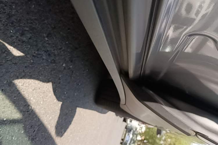 Used Buick Envision 2018 28T Four-Wheel Drive Elite Version Left Side Sill