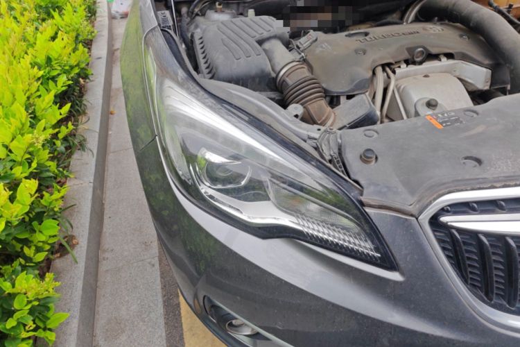 Used Buick Envision 2018 28T All-Wheel-Drive Versatile Sports Flagship Model Right Front Headlight