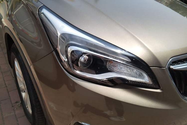 Used Buick Envision 2018 20T Two-Wheel-Drive Leading Model Right Front Headlight