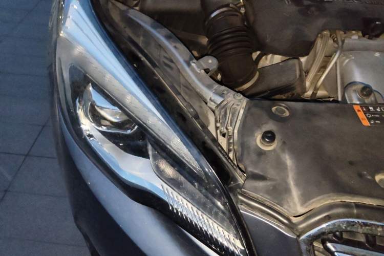 Used Buick Envision 2018 28T Four-Wheel Drive Elite Version Right Front Headlight