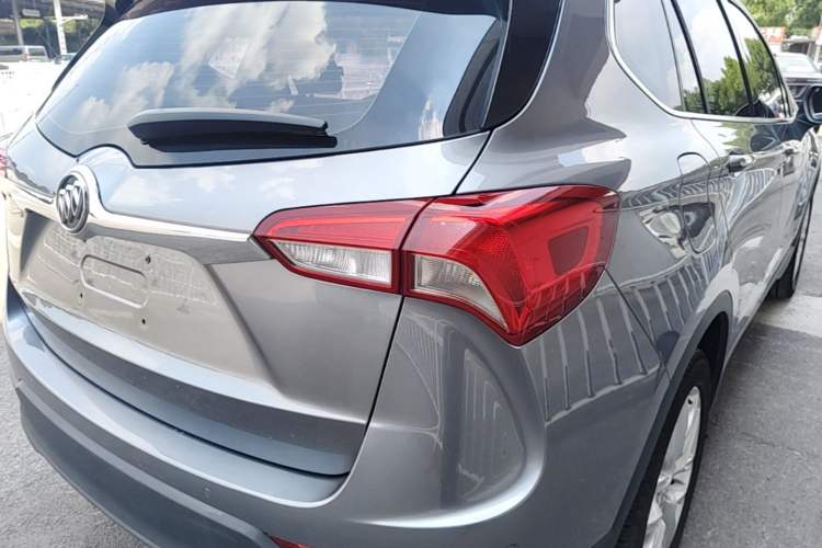 Used Buick Envision 2018 28T Four-Wheel Drive Luxury Model Right Rear Taillight