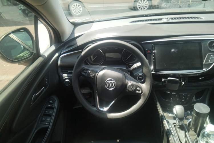 Used Buick Envision 2018 20T Two-Wheel-Drive Leading Model Steering Wheel