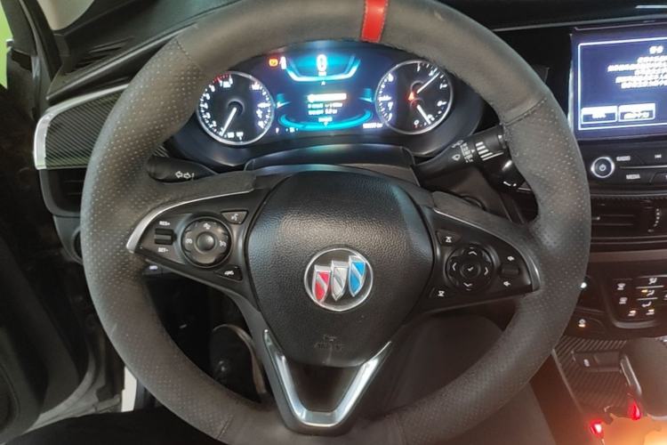 Used Buick Envision 2018 28T Four-Wheel Drive Luxury Model Steering Wheel