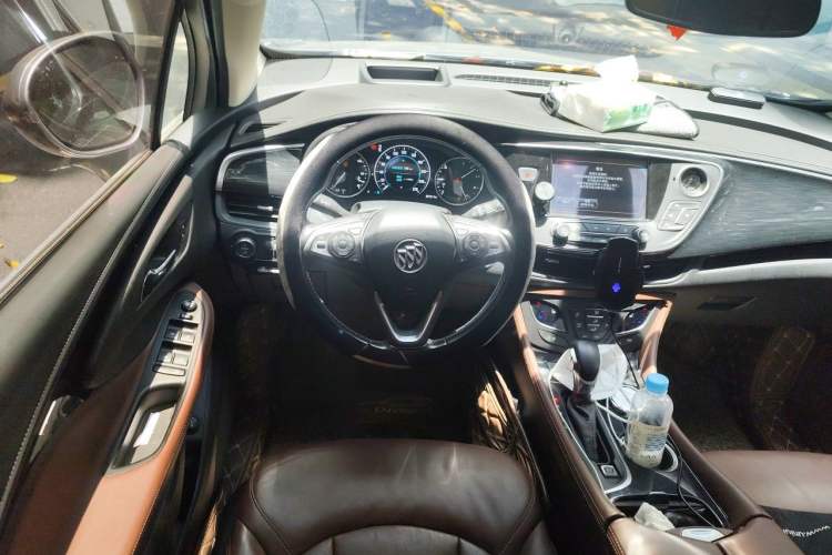 Used Buick Envision 2018 28T Four-Wheel Drive Luxury Model Steering Wheel