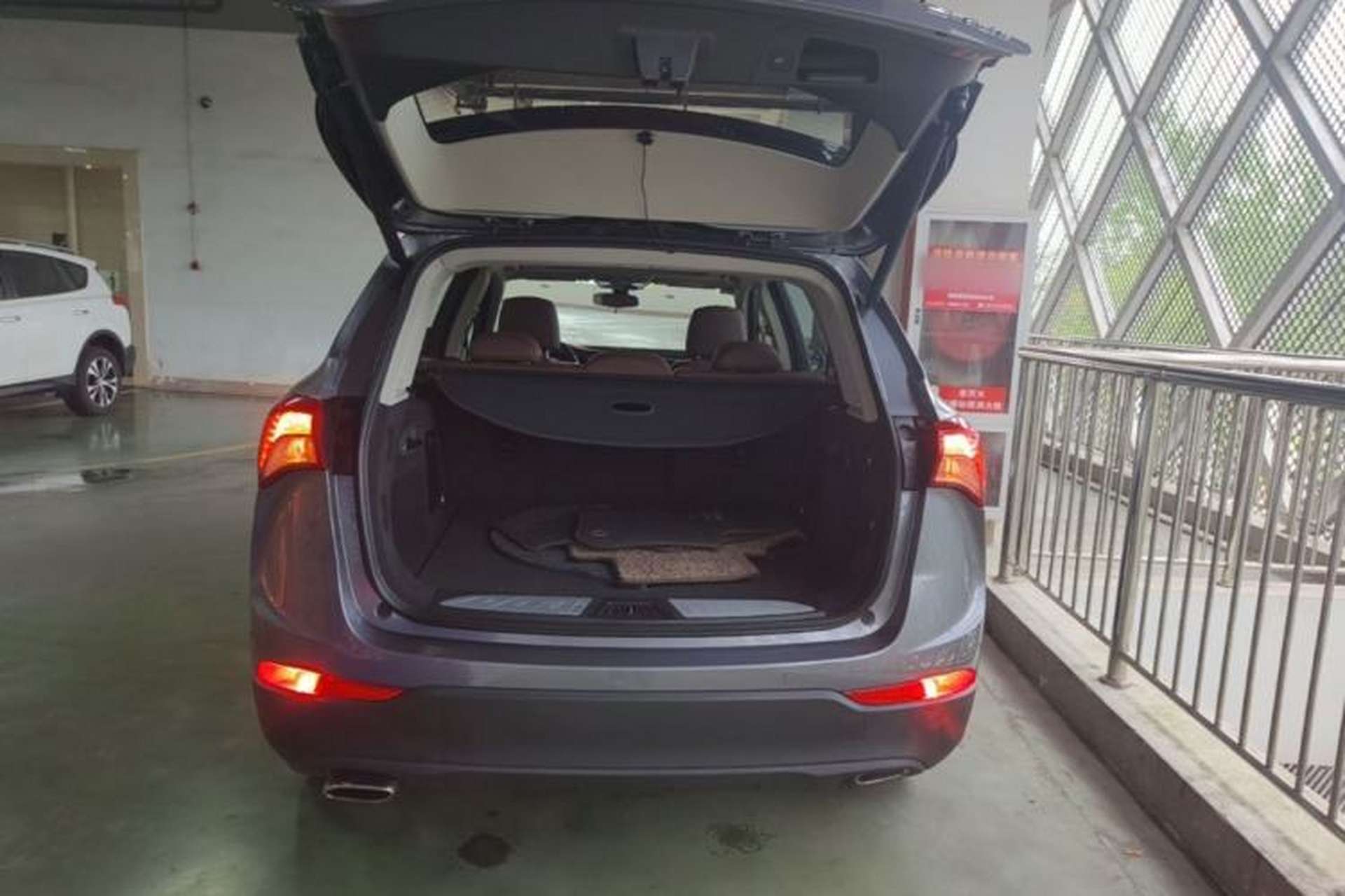 Used Buick Envision 2018 28T Four-Wheel Drive Elite Version Trunk