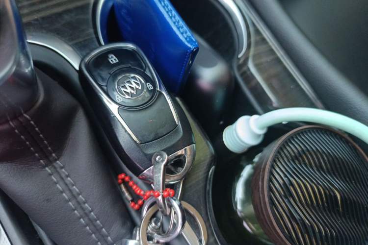 Used Buick Envision 2018 20T Two-Wheel-Drive Leading Model Vehicle Key
