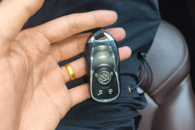 Used Buick Envision 2018 28T Four-Wheel Drive Elite Version Vehicle Key