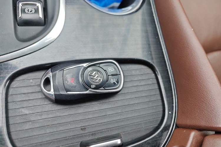 Used Buick Envision 2018 28T All-Wheel-Drive Versatile Sports Flagship Model Vehicle Key