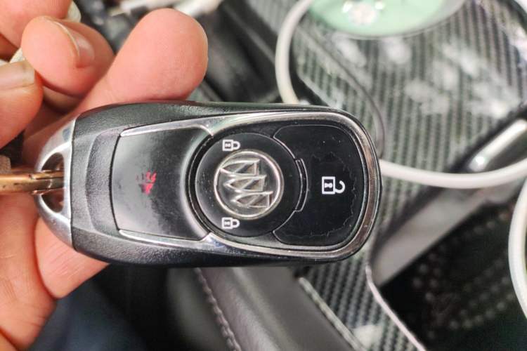 Used Buick Envision 2018 20T Two-Wheel-Drive Elite Model Vehicle Key