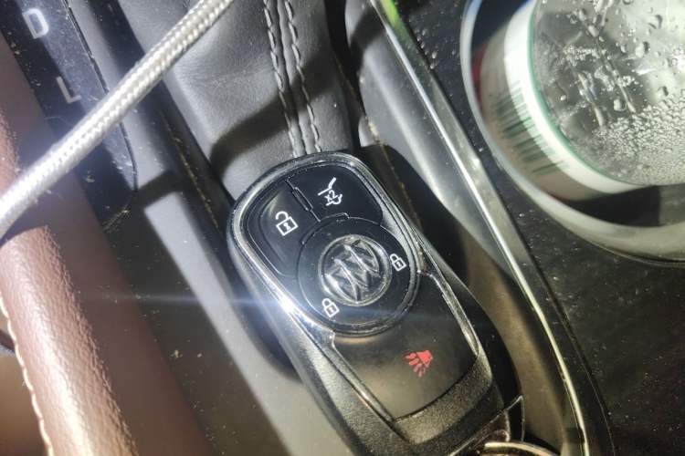 Used Buick Envision 2018 28T Four-Wheel Drive Elite Version Vehicle Key