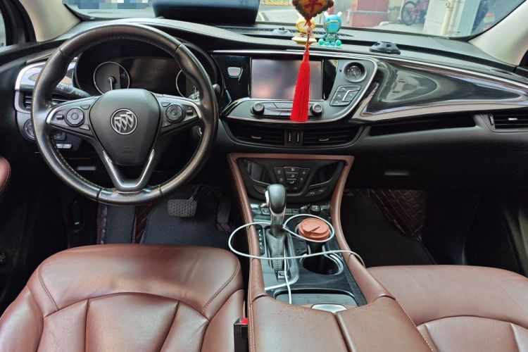 Used Buick Envision 2018 28T Four-Wheel Drive Luxury Model Center Console