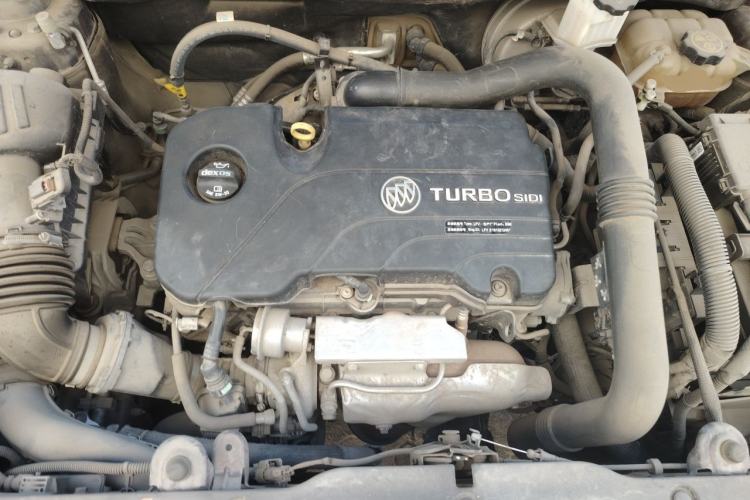 Used Buick Envision 2018 20T Two-Wheel Drive Luxury Model Engine Bay