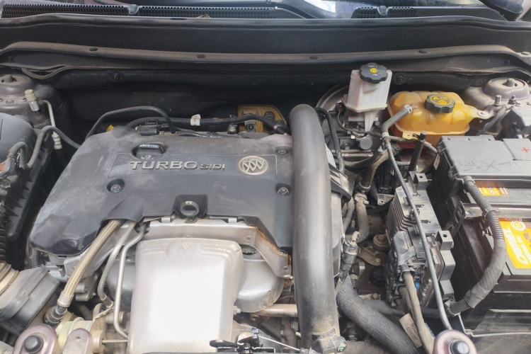 Used Buick Envision 2018 28T Four-Wheel Drive Elite Version Engine Bay