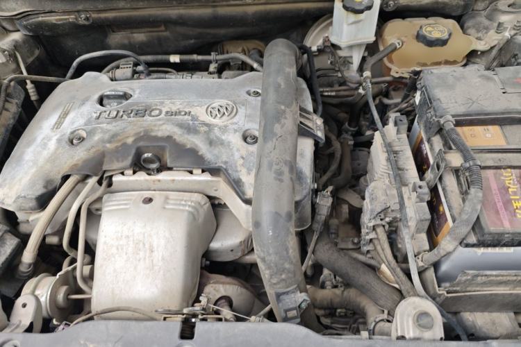 Used Buick Envision 2018 28T Four-Wheel Drive Elite Version Engine Bay