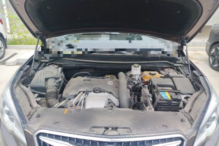 Used Buick Envision 2018 28T Four-Wheel Drive Luxury Model Engine Bay