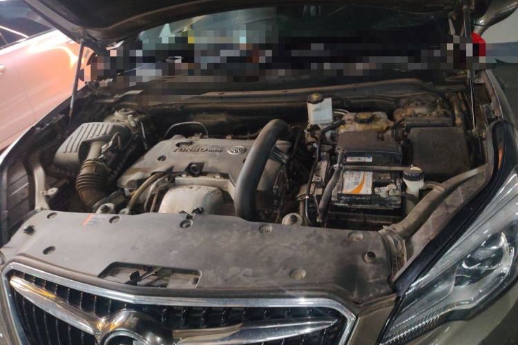 Used Buick Envision 2018 28T Four-Wheel Drive Elite Version Engine Bay
