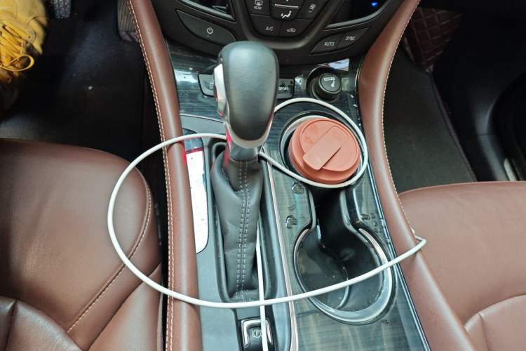 Used Buick Envision 2018 28T Four-Wheel Drive Luxury Model Gear Lever